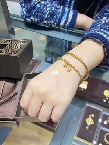 周大福两世欢_莲花_周大福怎么样_手链_时尚_配饰