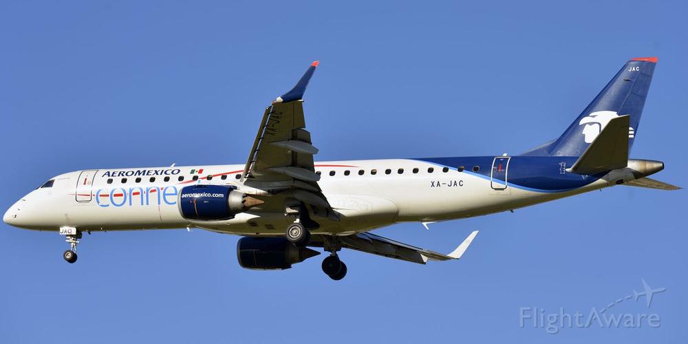 embraer erj-190 (xa-jac)