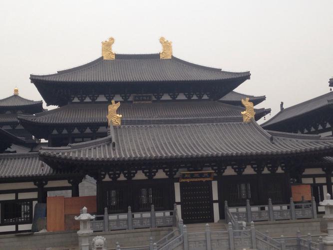 兴隆寺