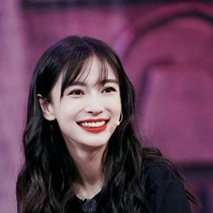来自泡泡圈:                                     angelababy 浏览
