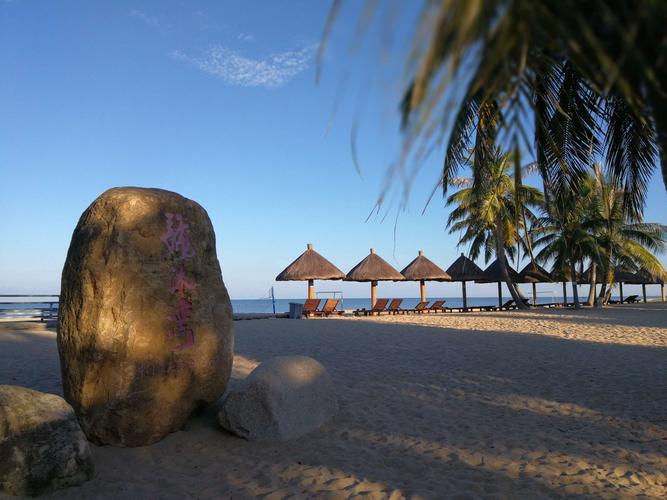 醉美夕阳红——中国最美落日海滩龙沐湾