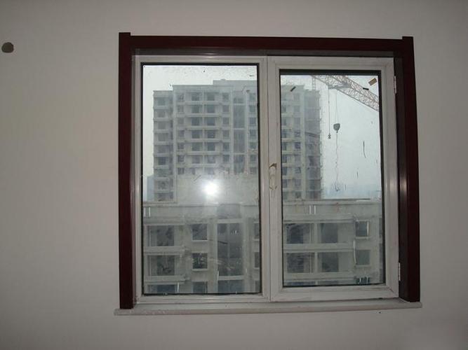 室内窗为什么还要包窗套?我笑朋友钱多,师傅:真无知!懵