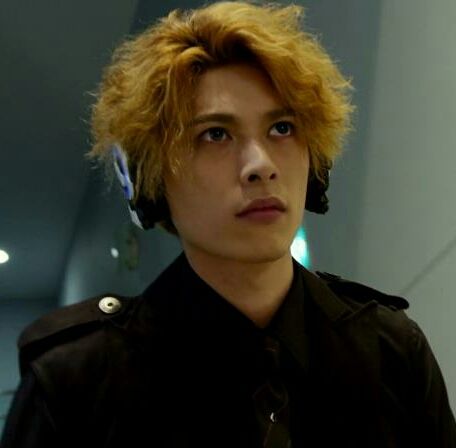 假面骑士灭与假面骑士ark-zero的变身者. 恐怖组织"灭亡迅雷.