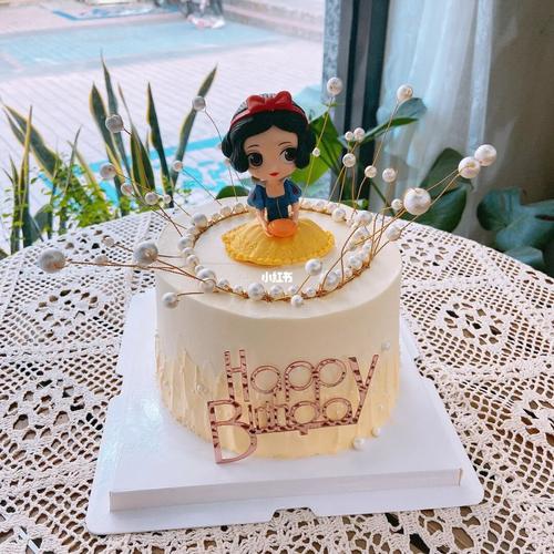 白雪公主蛋糕_蛋糕_白雪公主_最好吃的奶油蛋糕_美食