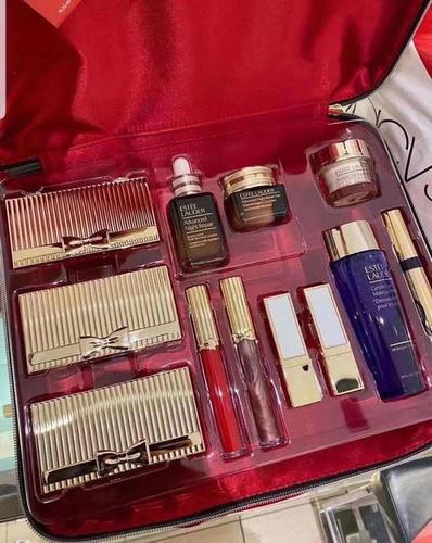 estee lauder雅诗兰黛 圣诞大礼包,12件大套装,全部都是正装!