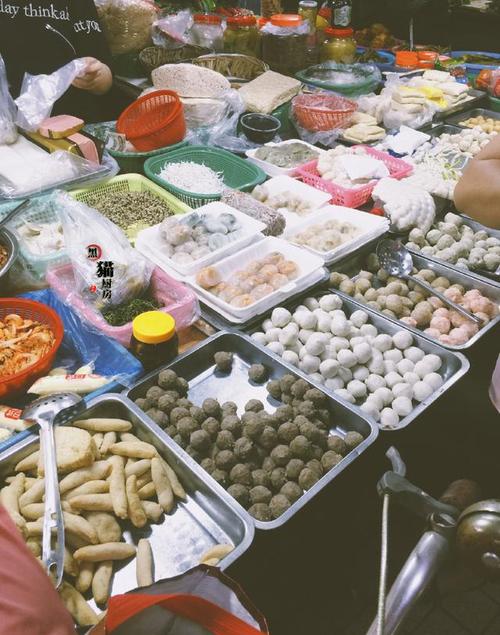 原创婆媳二人逛南方菜市场,带着100块都能买些啥?婆婆直喊着买买买