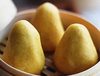 窝窝头,黄馍馍,玉米饽饽.每个人小时候至少吃过一种!