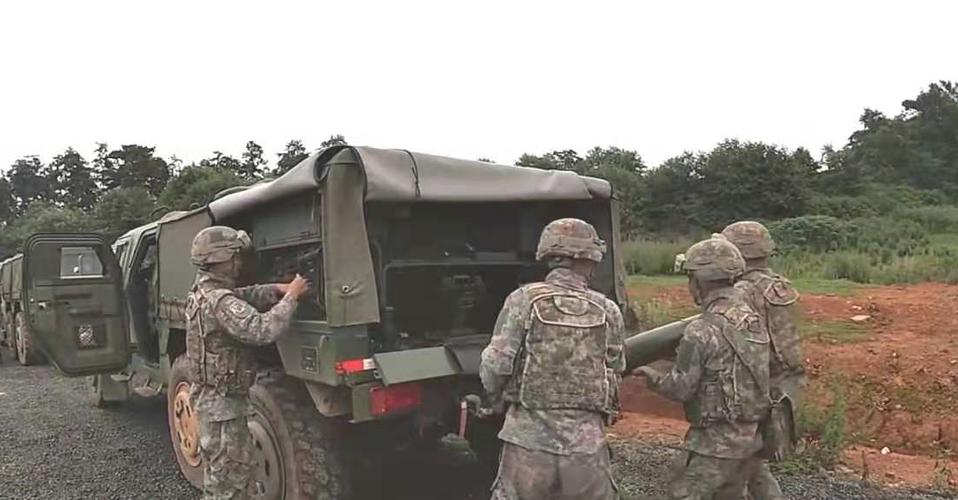 国产新型车载迫击炮入役,机动灵活操作方便