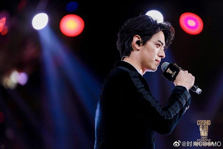 20191206# 郑云龙出席cosmo时尚美丽盛典# 时尚即传承