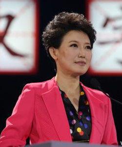 个人经历/梁艳[央视主持人] 小学就读于山东省烟台市南通路小学,烟台