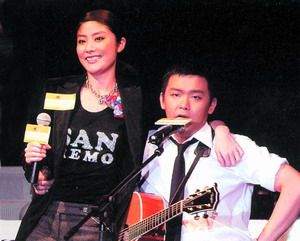 轻松管理手机 免费下载应用  "出卖"朋友  陈慧琳:  大爆雷颂德像"