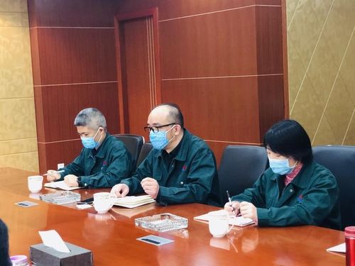 人行嘉兴市中心支行行长张一兵莅临浙江方圆新材料股份有限公司开展