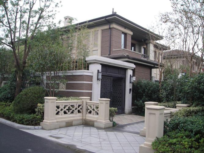  p>宝华栎庭(别墅)位于上海市嘉定南翔,共计房屋2户. /p>
