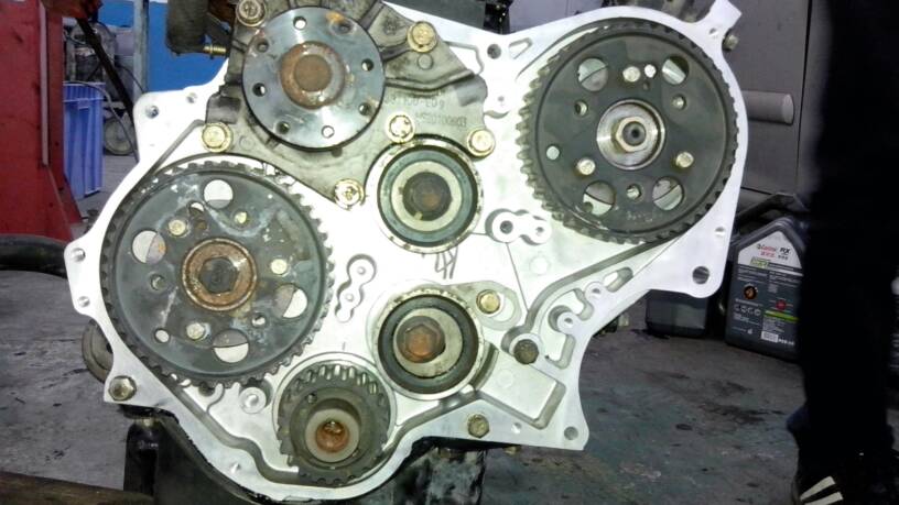 长城风骏3柴油共轨电喷正时皮带怎么对?求图片?