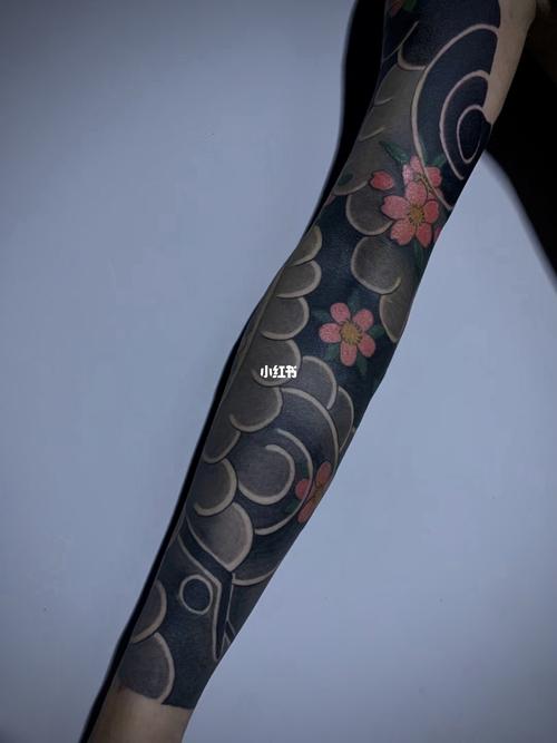 老传统纹身_纹身_樱花_日式老传统纹身_美妆_彩妆