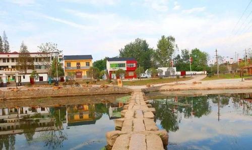 厉害了,京山又出一个网红打卡地,夏天玩水,露天野炊,清水摸鱼.
