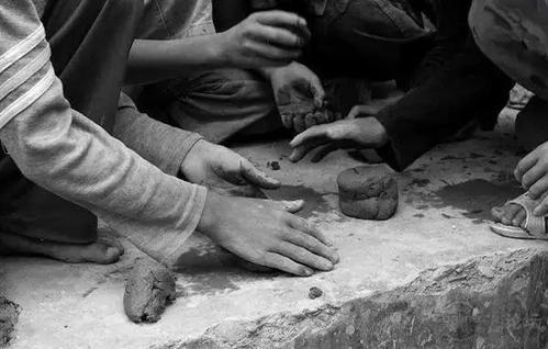 多数家长的回忆:没有手机的童年,我们是这样过的(7080