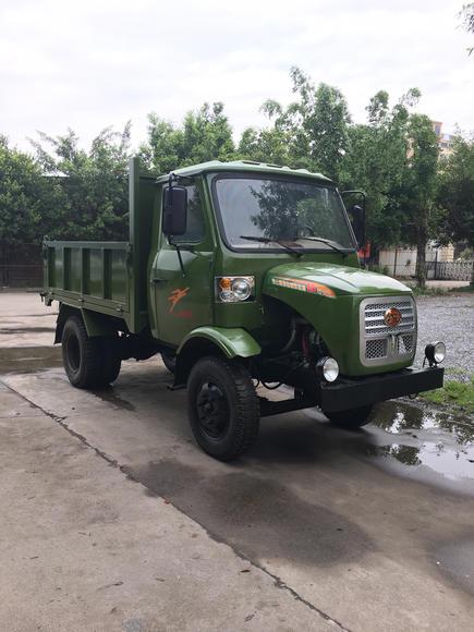 金鹿牌双缸后驱拖拉机