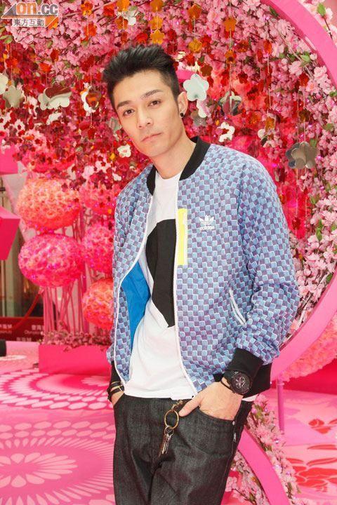 周柏豪新年灌录新歌 坦言得奖后个人收入增多