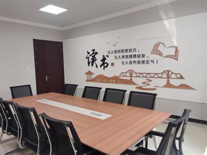 职工书屋实景(王虹摄)