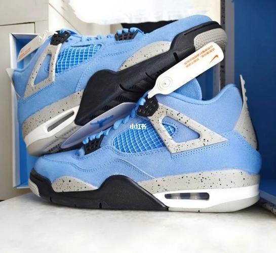 aj4 大学蓝_air jordan_谁还没有一双aj_潮流_好物推荐_球鞋