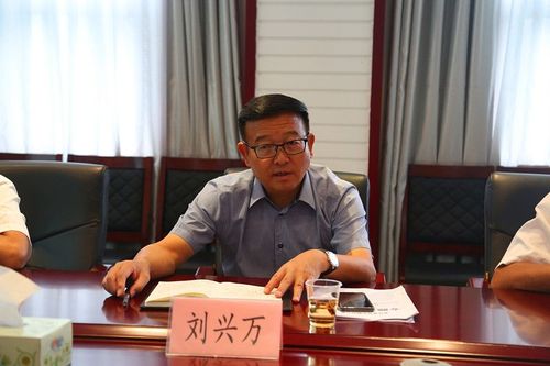 遵义市开展余庆河流域保护整治巡查