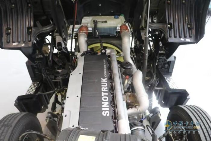 卡车网 资讯 卡车 重卡新闻  豪沃t7轻量化牵引车搭载中国重汽mc11.