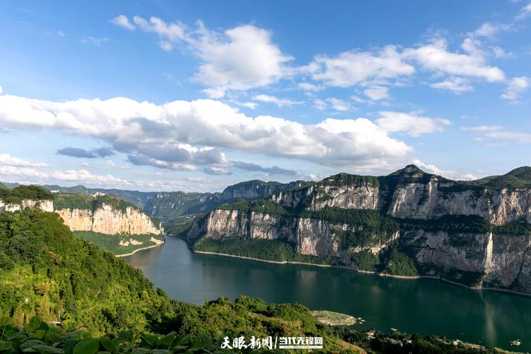 乌江源——百里画廊景区(翟培声 摄)