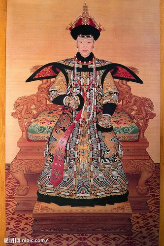 国画清朝皇后画像图片
