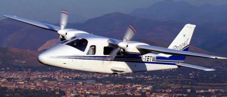 a-viator同样为双发固定翼飞机,使用两台劳斯莱斯涡轮螺旋桨发动机