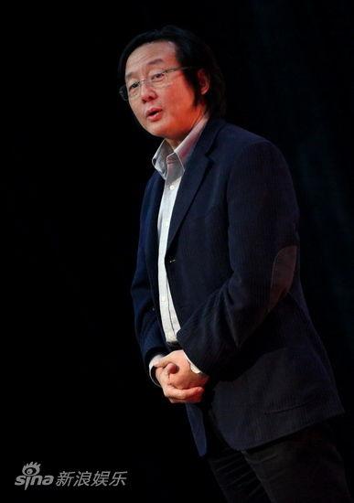 图文:王晓鹰《理查三世》首演-导演王晓鹰