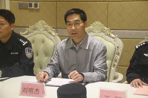 周口中院党组成员,副院长刘明杰出席开班仪式并讲话