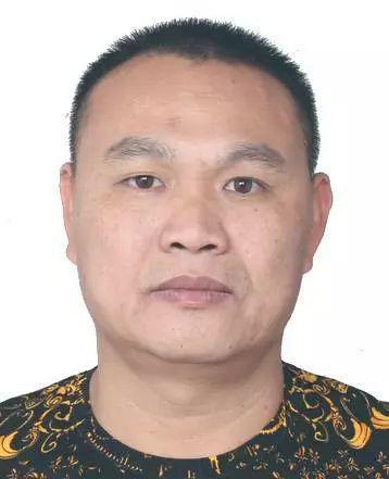 上林一天内3名网逃自首还有28人在逃看到他们请报警