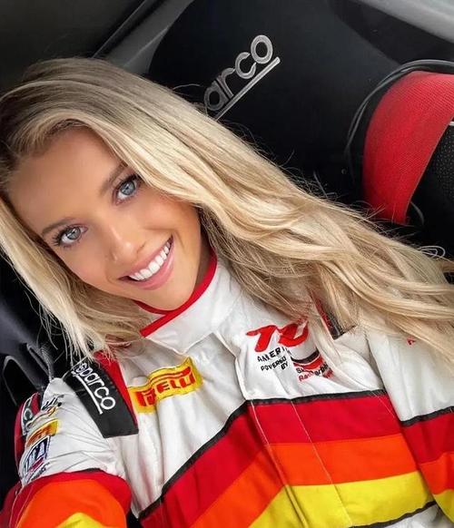 美女赛车手lindsaybrewer