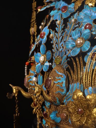 明代,银鎏金累丝嵌百宝点翠龙凤纹凤冠_鎏金_首饰_珍珠_流苏_凤冠