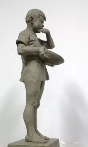 作品分享:            田跃民,中国著名雕塑家,画家,第二届南京