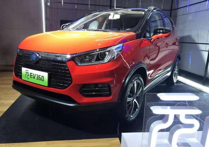 不到十万!比亚迪电动汽车元ev360正式上市