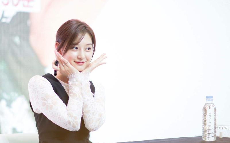 娇美靓丽金智媛写真明星图片