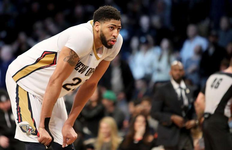 watch: how anthony davis pulled the perfect april fools day