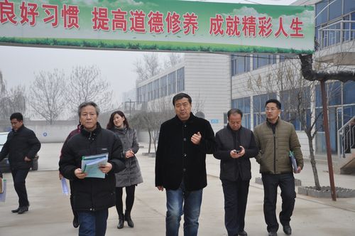 枣强职教中心 教育新闻 招生考试 > 正文   教育新闻录入:bangongshi