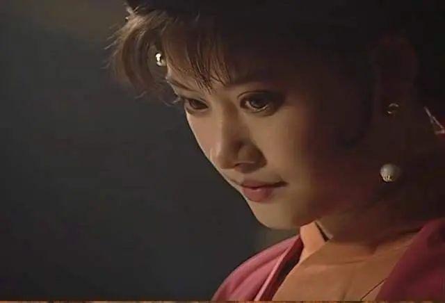 98版《水浒传》天然美女扎堆,最美并非何晴,路人甲也是尤物