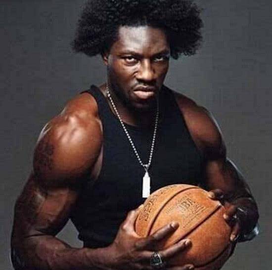 nba4大肌肉男球员,内特罗宾逊,身高1米72的勒布朗詹姆斯