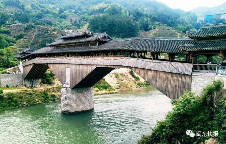 斜滩仿古廊桥