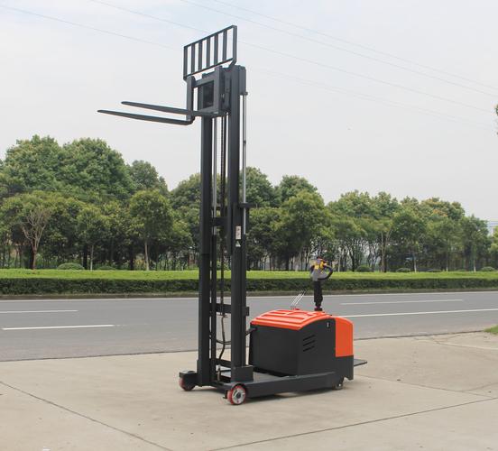 5/2吨平衡配重式全电动堆高车 装卸车 电动叉车 升高车