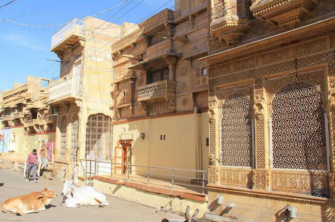 【印度】精雕细琢的杰伊瑟尔梅尔宅邸