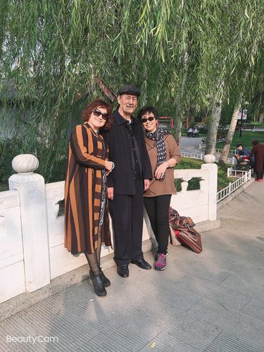 2020~1019远道而来的表叔与阎氏资深美女喜相聚的美好