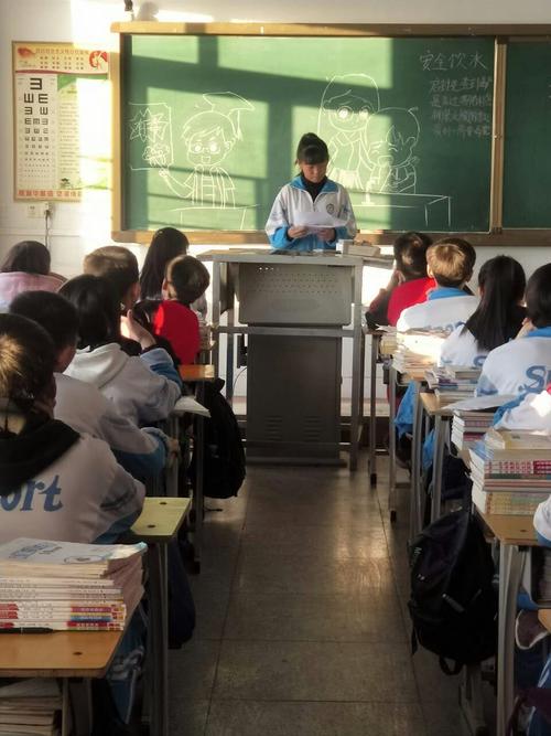 阜蒙县第二初级中学"开展终结结核行动,共建共享健康中国"主题宣传
