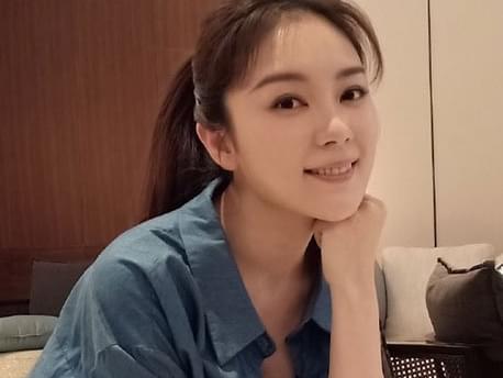 于欣禾年龄多大曾饰校花圈粉无数深扒其家庭背景