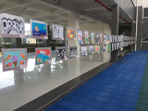 北海国际学校小学部举行"红色童年.艺术校园"师生书画作品展