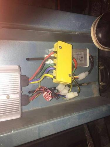 金科亚48/60v 1000瓦控制器怎么接线,如下图,现在接的